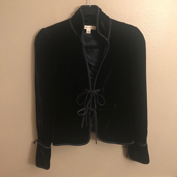 Banana Republic velvet blazer - Picture 5 of 8